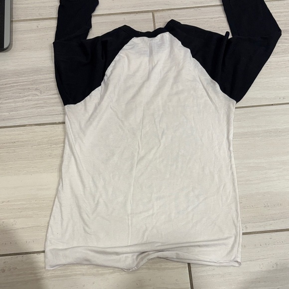 Obey Black and White 'Make Art Not War' Raglan Shirt - Picture 7 of 9